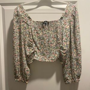 Lulus Cropped Long Sleeve Floral Top